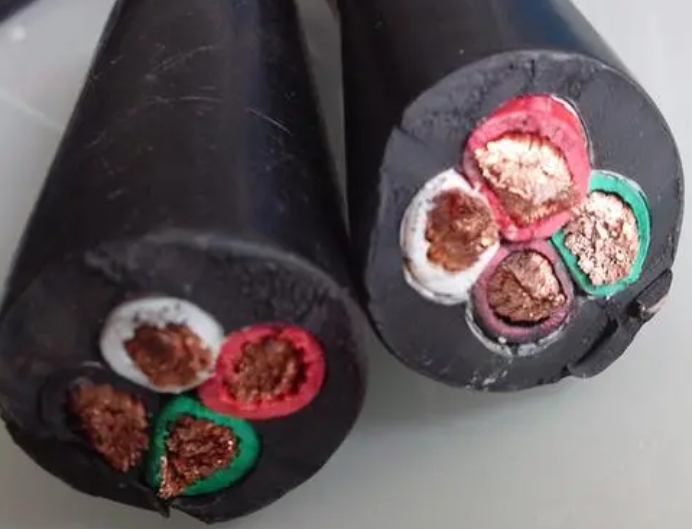 南粵電纜將為大家詳細(xì)介紹一些常見(jiàn)的電線規(guī)格.jpg 南粵電纜將為大家詳細(xì)介紹一些常見(jiàn)的電線規(guī)格.jpg